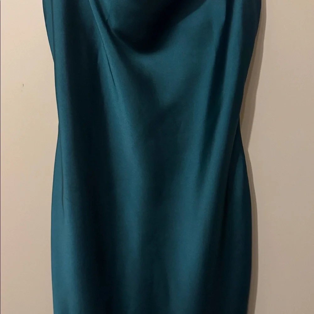 NWOT- Petal & Pup Cyprus Satin Slipdress, Emerald Green, size 14 - Picture 7 of 12